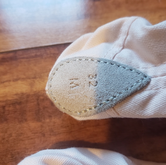 3 girls ballet shoes size 1 & 13 leather & canvas Stelle Capezio & Wear Moi - Picture 15 of 16